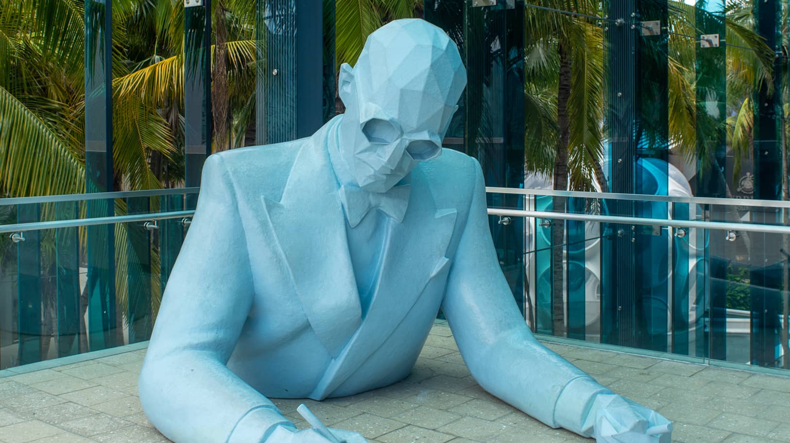 Le Corbusier sculpture by Xavier Veilhan | Miami Design District